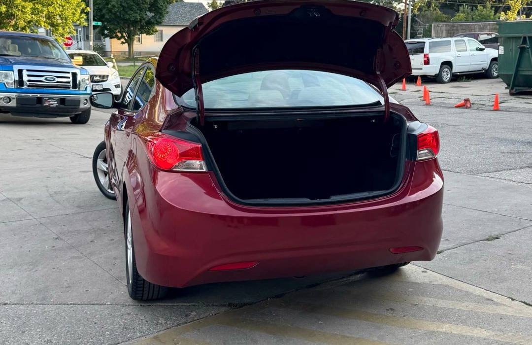 2013 Hyundai Elantra GLS Sedan Automatic
