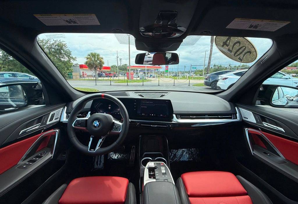 2024 BMW X1
