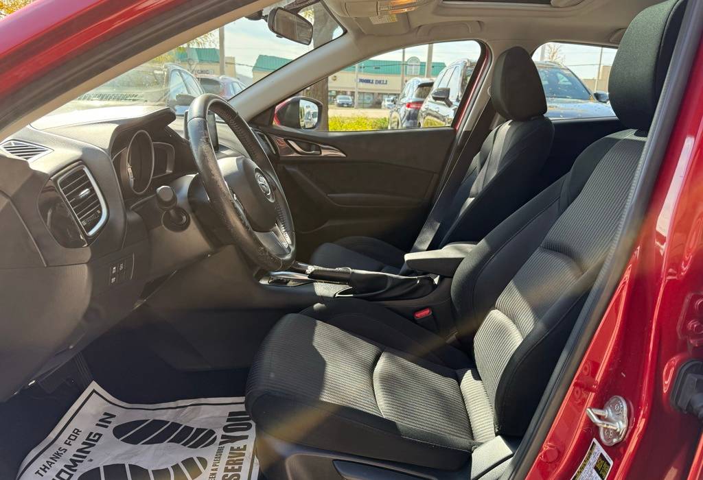 2016 Mazda Mazda3 i Touring 5-Door Automatic