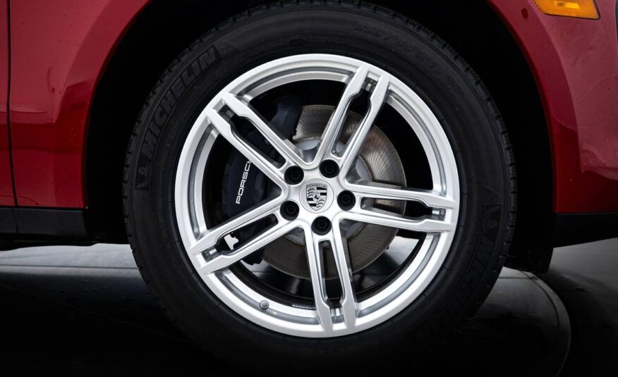 2025 Porsche Macan Macan