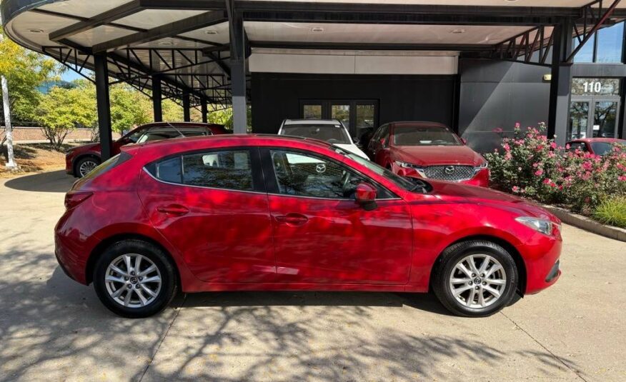 2016 Mazda Mazda3 i Touring 5-Door Automatic