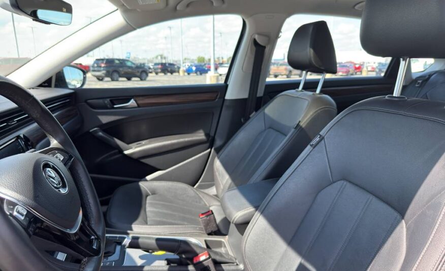 2022 Volkswagen Passat 2.0T Limited Edition