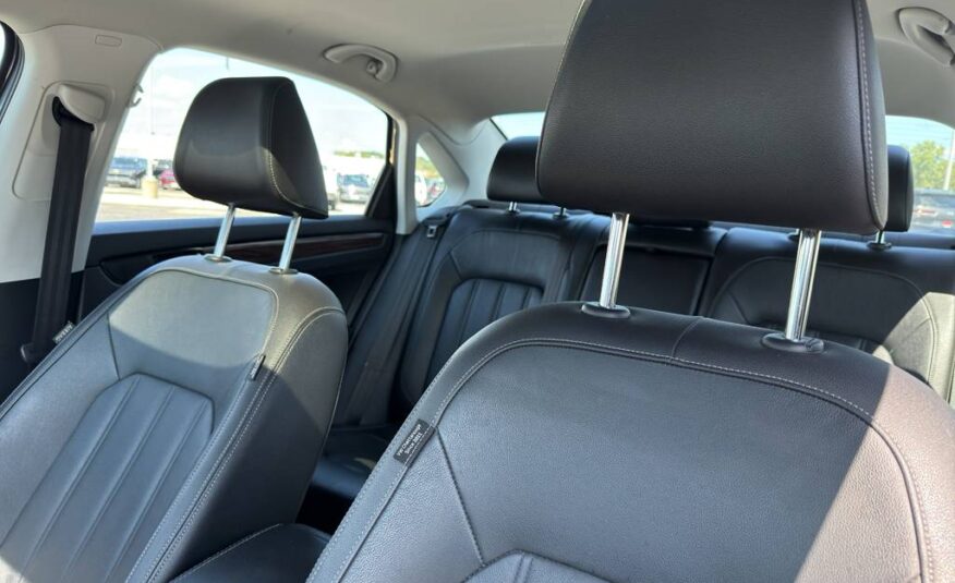 2022 Volkswagen Passat 2.0T Limited Edition