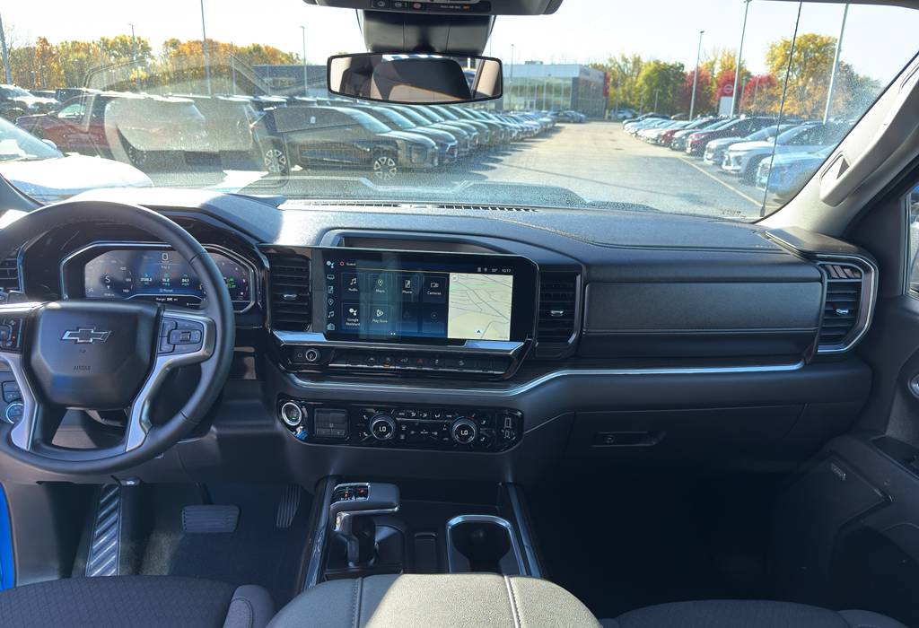 2025 Chevrolet Silverado 1500 LT Trail Boss Crew Cab Short Bed 4WD