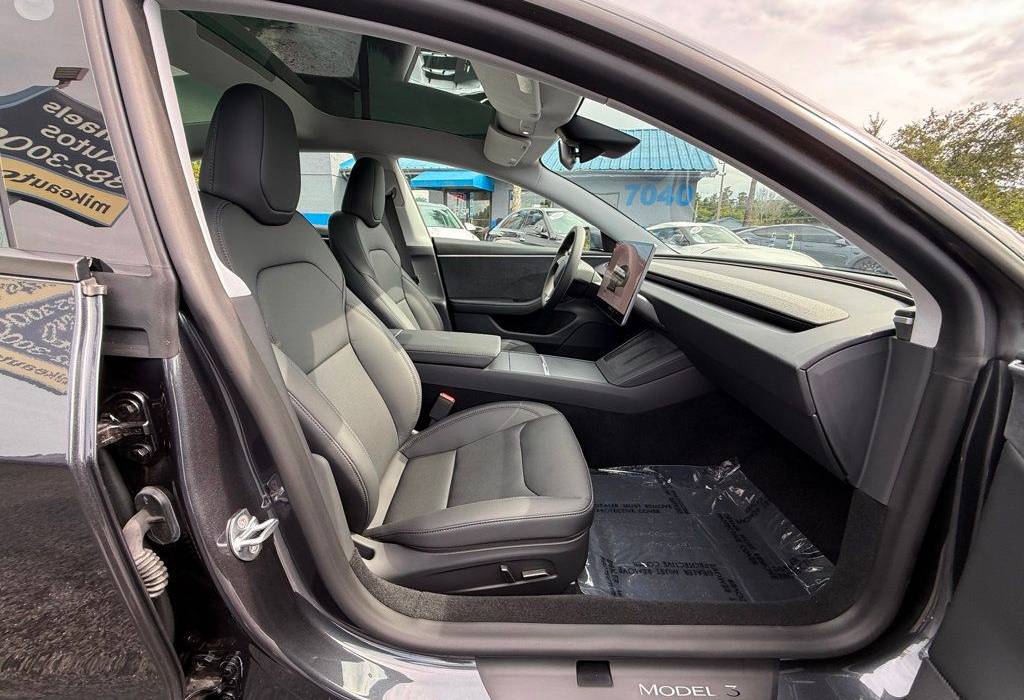 2025 Tesla Model 3 Long Range AWD