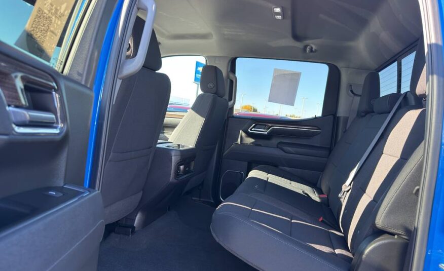 2025 Chevrolet Silverado 1500 LT Trail Boss Crew Cab Short Bed 4WD
