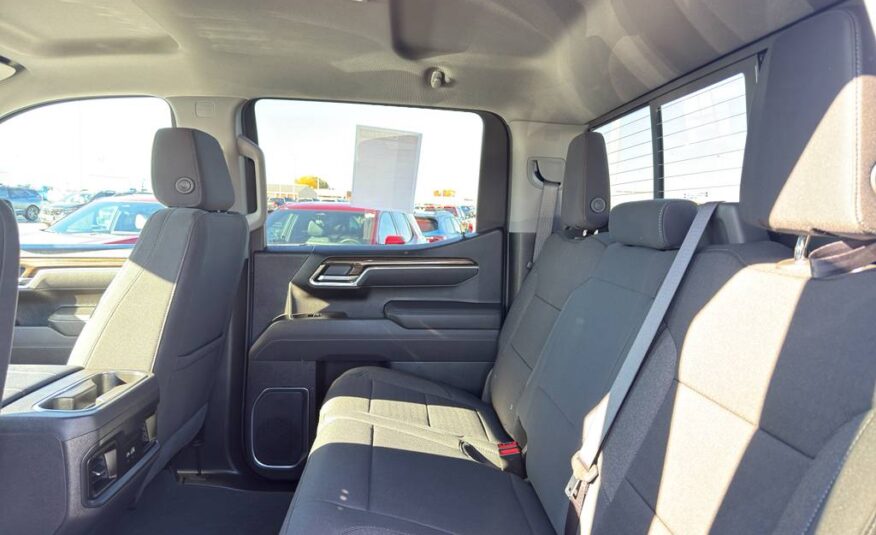 2025 Chevrolet Silverado 1500 LT Trail Boss Crew Cab Short Bed 4WD