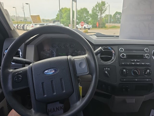 2009 Ford F-350 Super Duty XLT Crew Cab 4WD