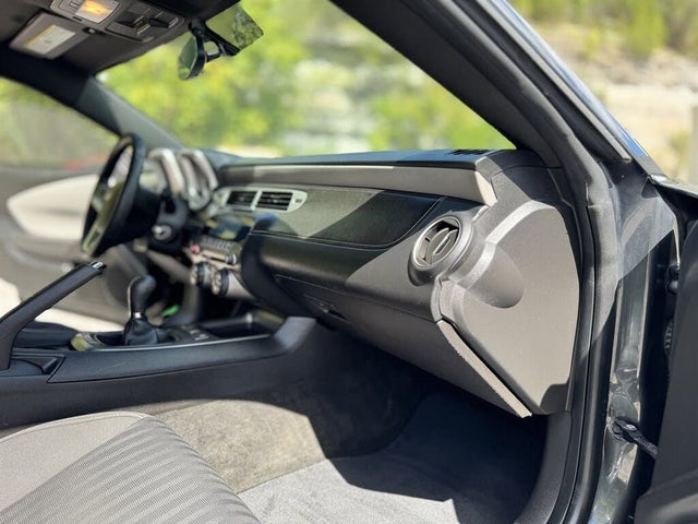 2013 Chevrolet Camaro 2LS Coupe RWD