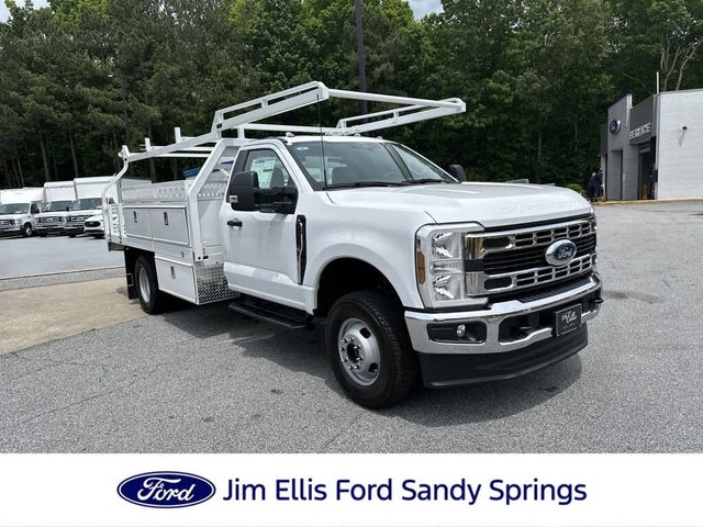 2024 Ford F-350 Super Duty Chassis XL DRW LB 4WD