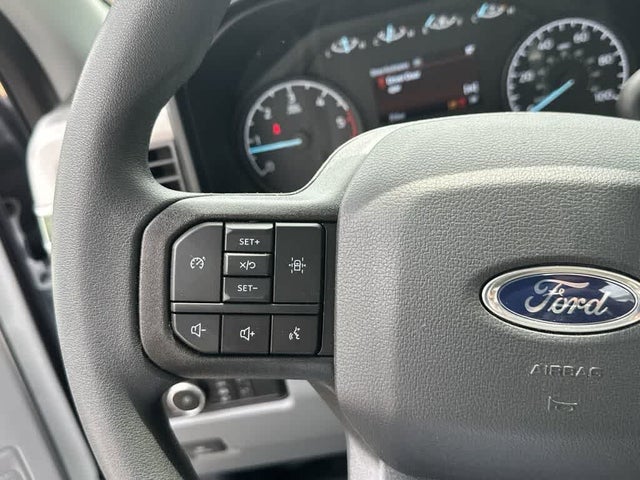 2024 Ford F-350 Super Duty Chassis XL DRW LB 4WD