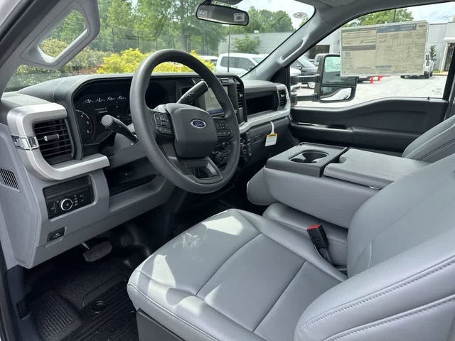 2024 Ford F-350 Super Duty Chassis XL DRW LB 4WD