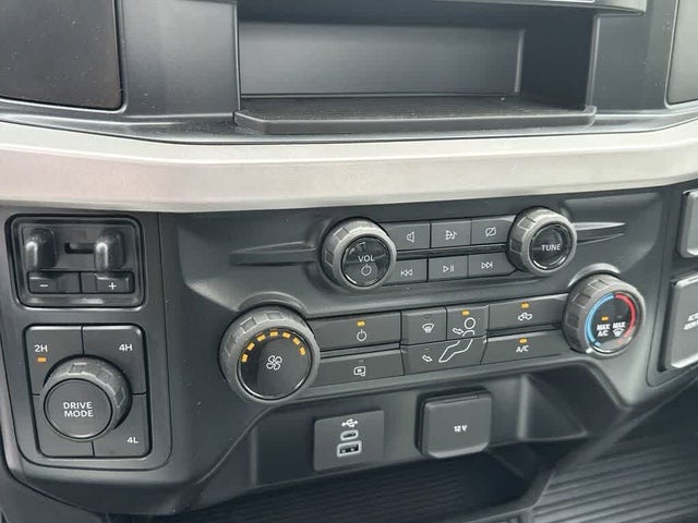 2024 Ford F-350 Super Duty Chassis XL DRW LB 4WD