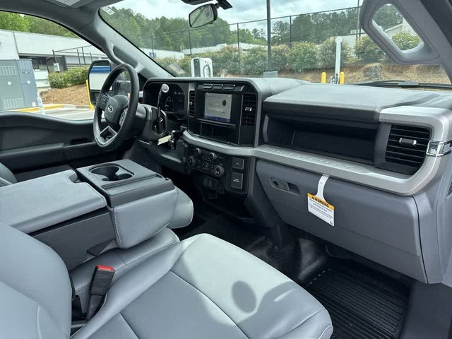 2024 Ford F-350 Super Duty Chassis XL DRW LB 4WD