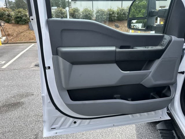 2024 Ford F-350 Super Duty Chassis XL DRW LB 4WD