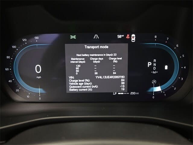 2024 Volvo XC40 B5 Plus Bright Theme AWD