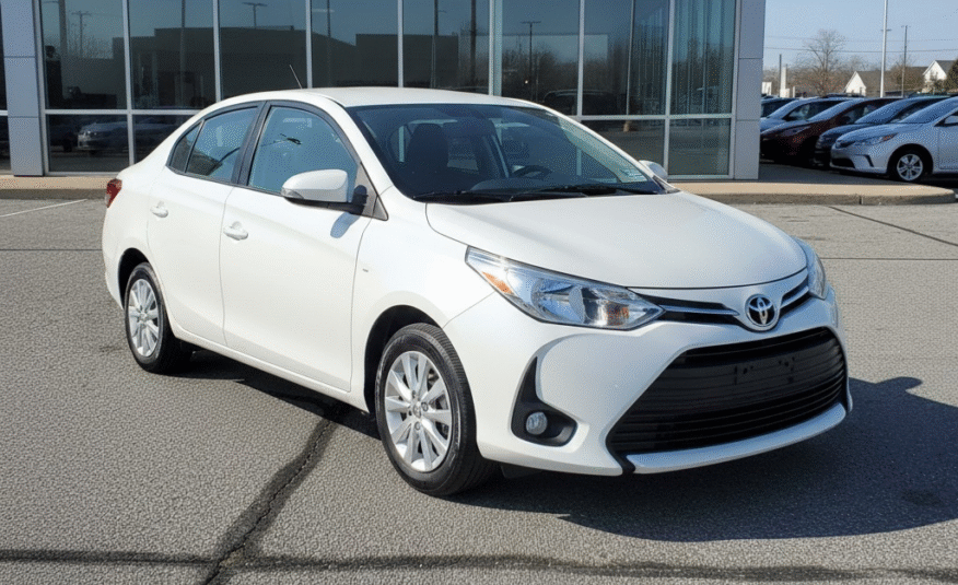 2019 Toyota Yaris LE Manual