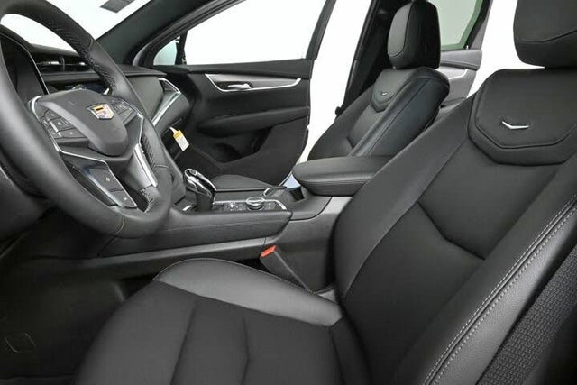 2025 Cadillac XT5 Luxury FWD