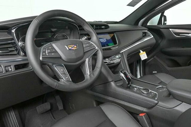 2025 Cadillac XT5 Luxury FWD
