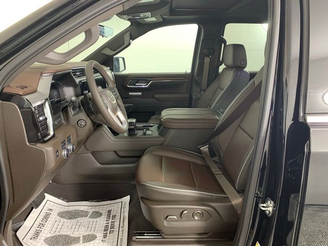 2025 GMC Sierra 1500 Denali Crew Cab 4WD