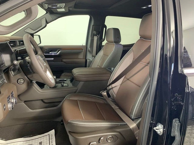 2025 GMC Sierra 1500 Denali Crew Cab 4WD