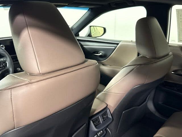 2025 Lexus ES Hybrid 300h FWD