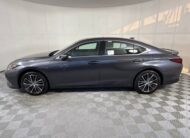 2025 Lexus ES Hybrid 300h FWD