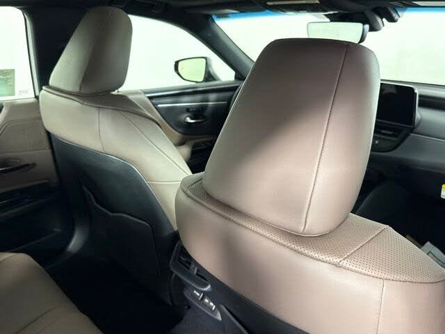 2025 Lexus ES Hybrid 300h FWD