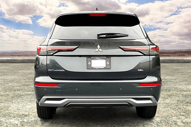 2025 Mitsubishi Outlander SEL FWD