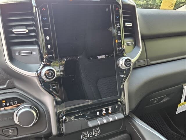 2025 RAM 1500 Big Horn Crew Cab RWD