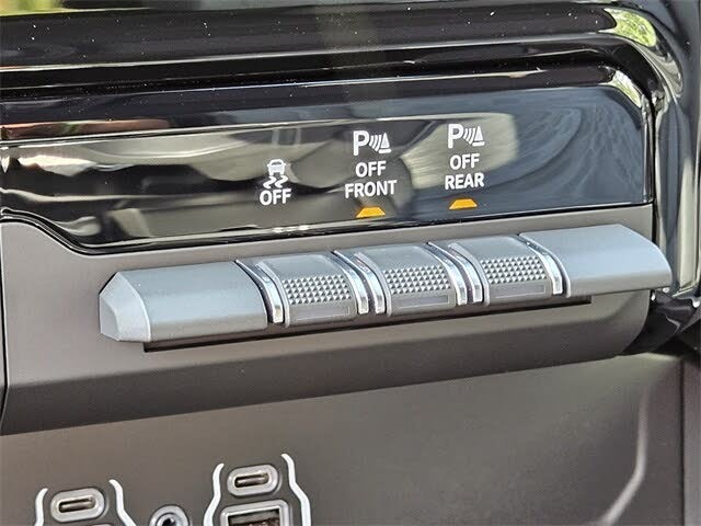 2025 RAM 1500 Big Horn Crew Cab RWD