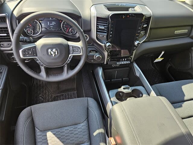 2025 RAM 1500 Big Horn Crew Cab RWD